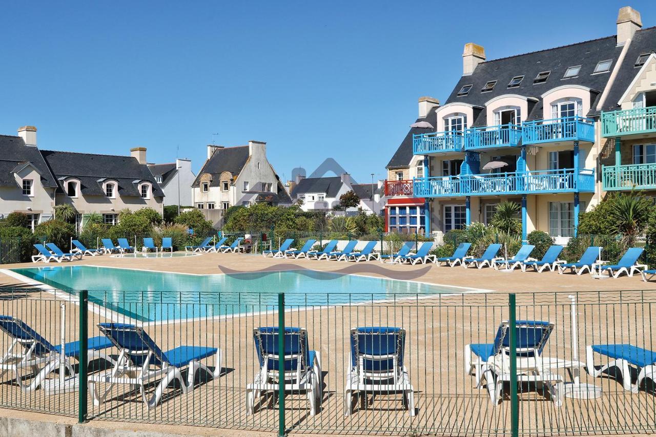 LocaLise au Guilvinec - A16 - Vue sur la mer, la piscine et le jardin - Tout à pied, plages, port, centre, commerces, marché - Wifi inclus - Animaux bienvenus - Linge de lit inclus Exterior foto